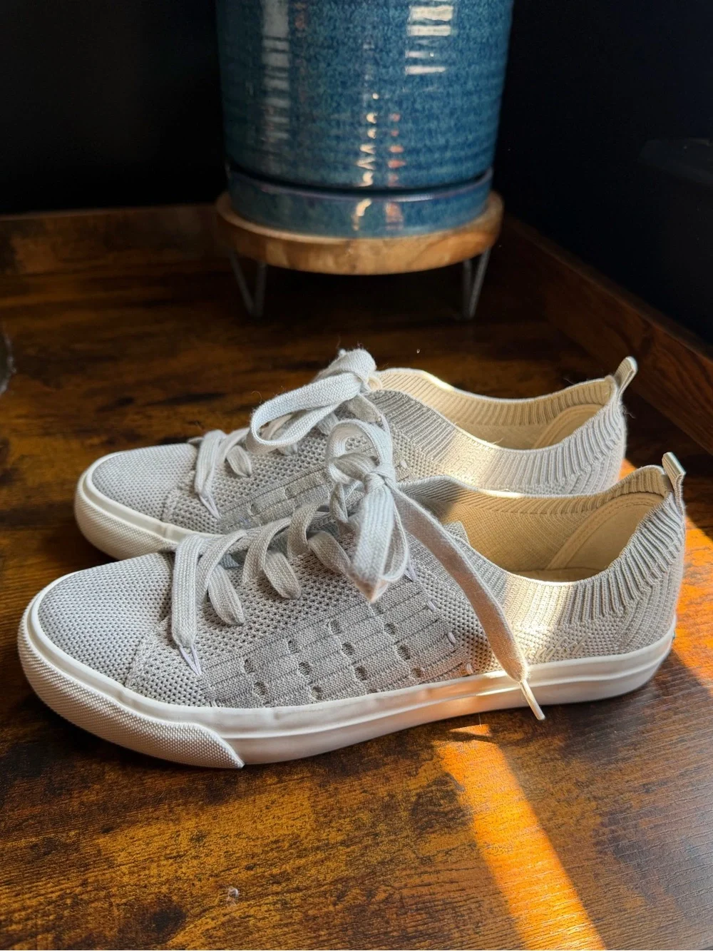 Women’s light gray sneakers from Blowfish brand